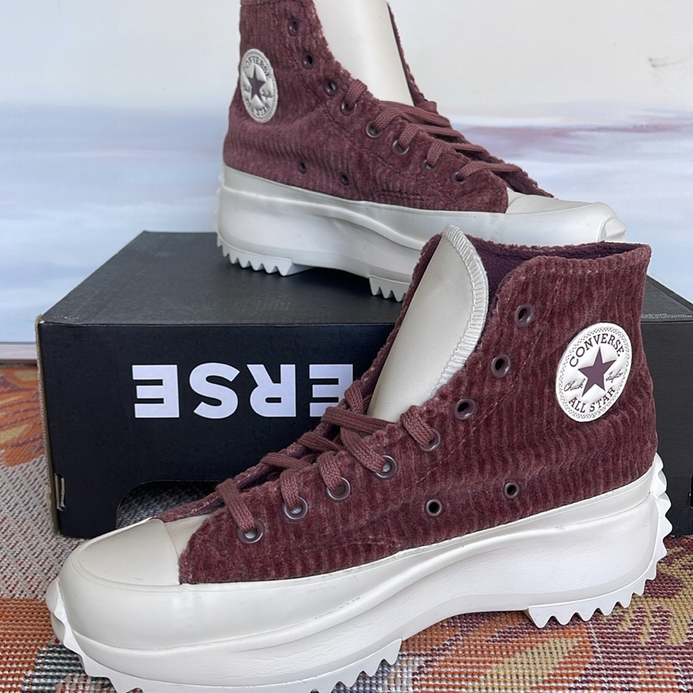 Converse WMNS А03252С CTAS
RUN STAR HIKE HI
DARK WINE/SADDLE/EGRET
Sneakers - Picture 2 of 16